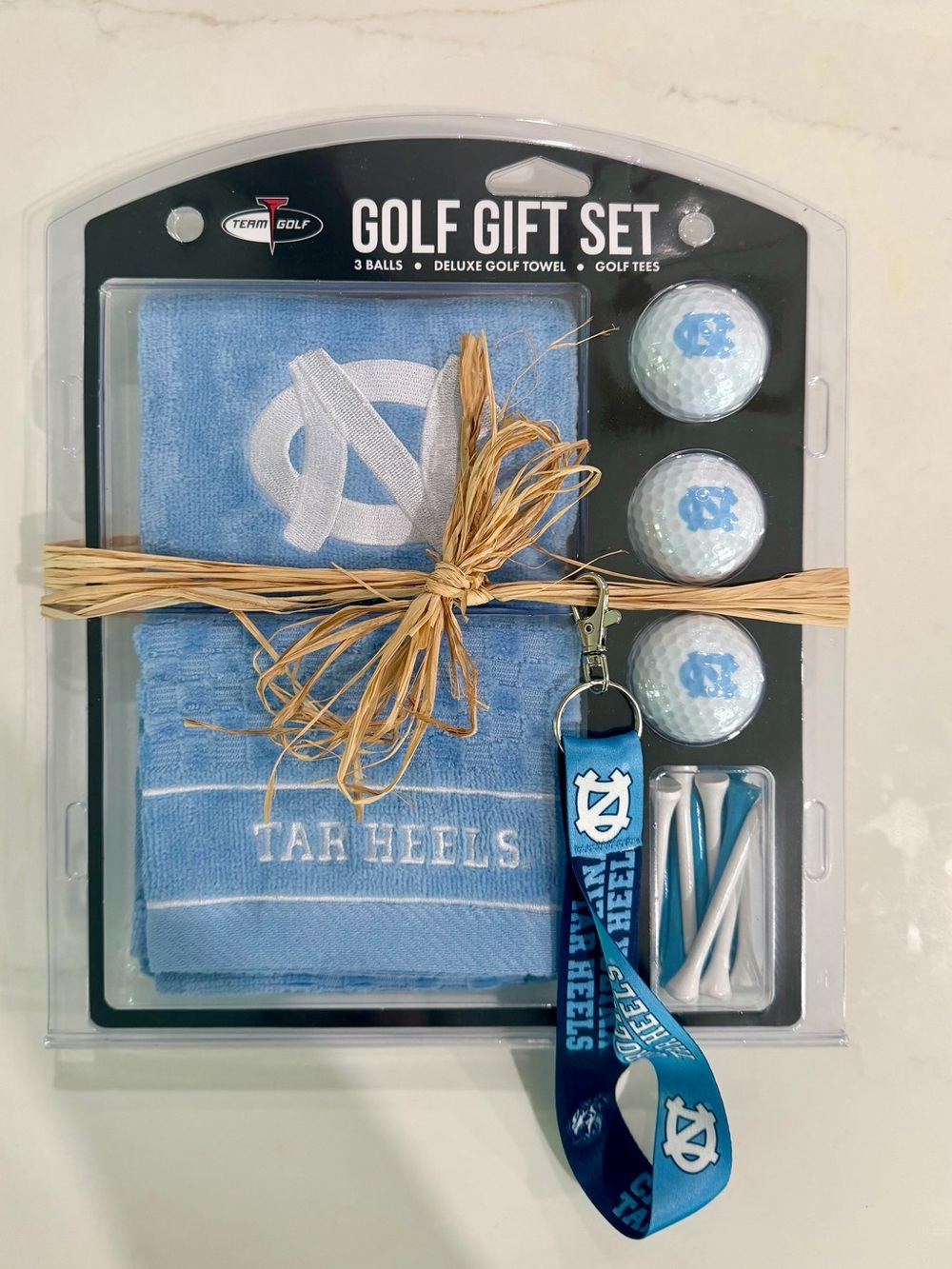 Tar Heels Light Blue Golf Gift Set with Towel, Balls & Tees